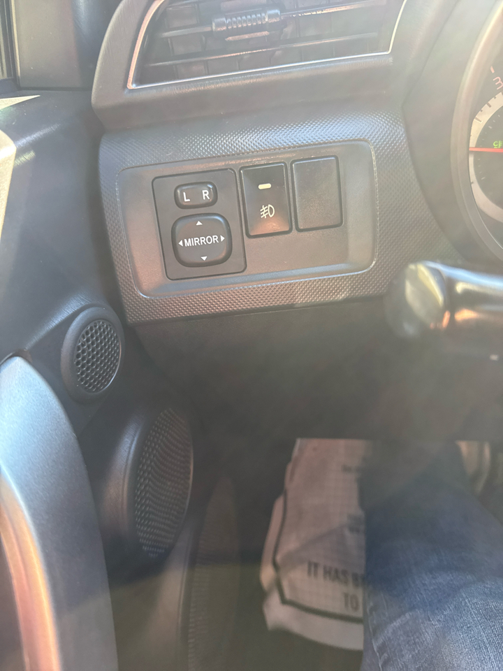 Scion tC 2dr HB Man (Natl) 2012