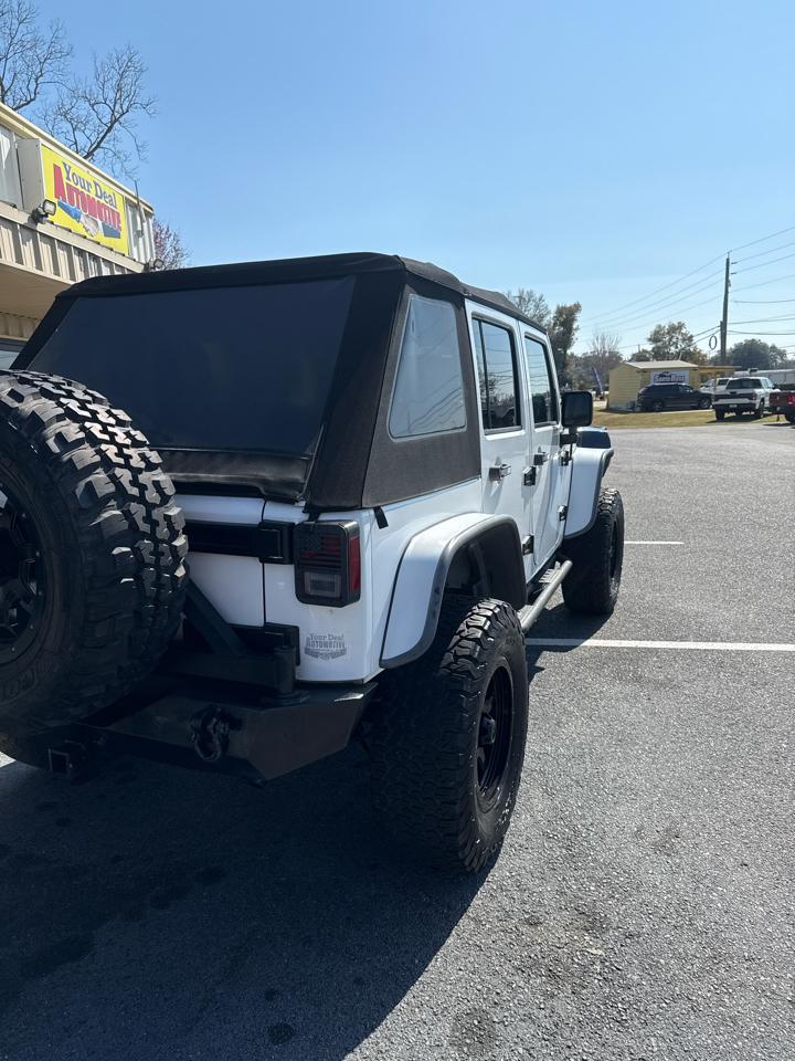 Jeep Wrangler Unlimited 4WD 4dr Sahara 2015