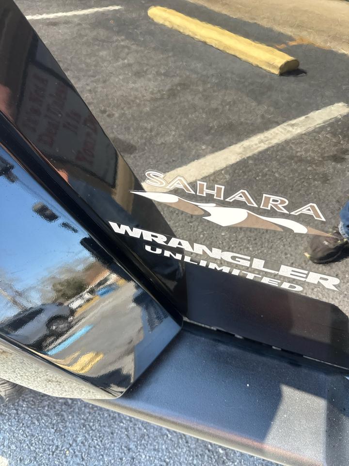 Jeep Wrangler Unlimited 4WD 4dr Sahara 2017