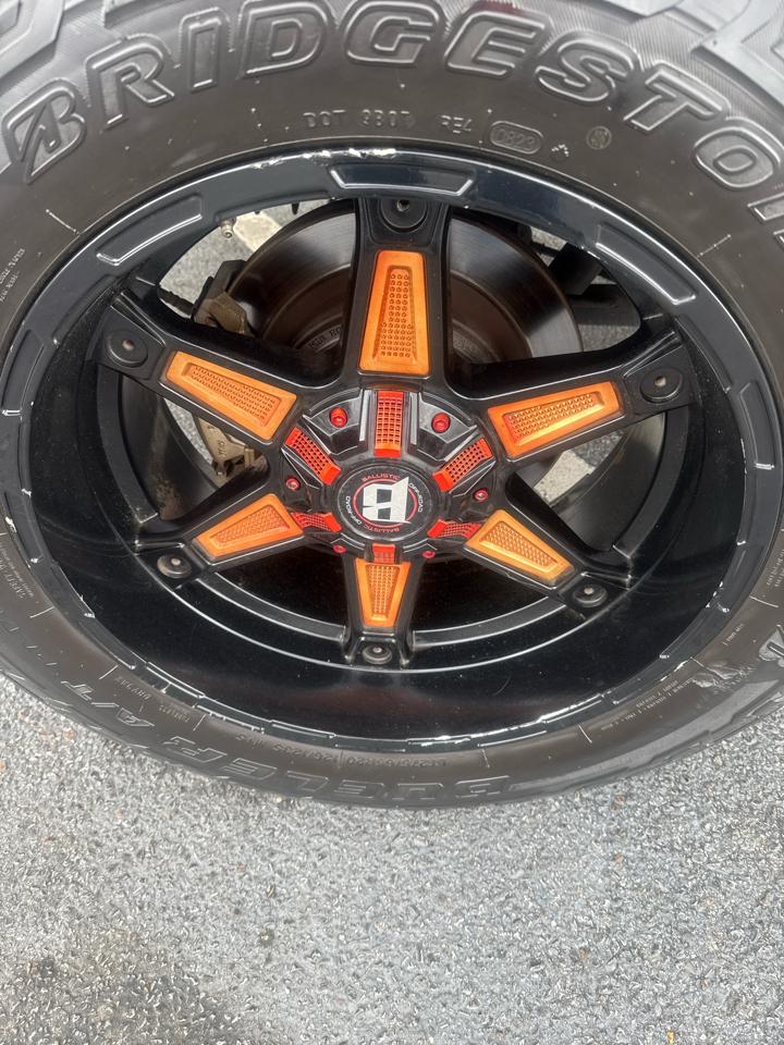 RAM 1500 Classic Tradesman 4x4 Quad Cab 6'4" Box 2021