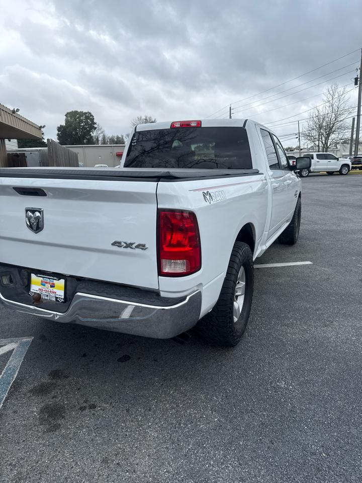 RAM 1500 Classic SLT 4x4 Crew Cab 6'4" Box 2020