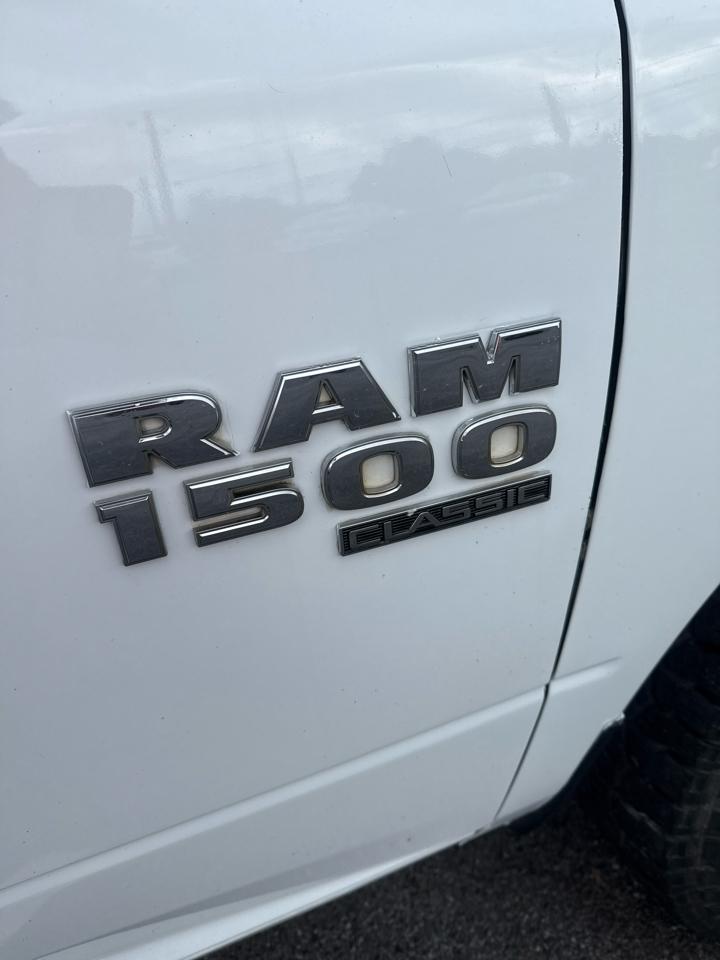 RAM 1500 Classic SLT 4x4 Crew Cab 6'4" Box 2020