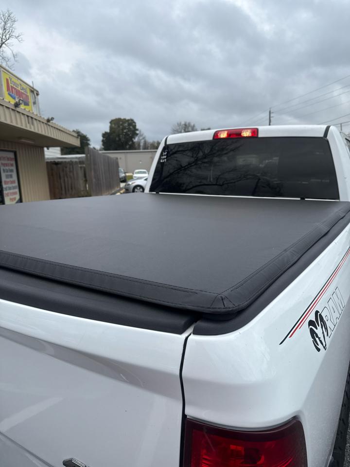 RAM 1500 Classic SLT 4x4 Crew Cab 6'4" Box 2020