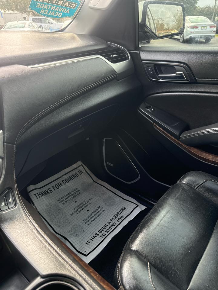 Chevrolet Suburban 2WD 4dr 1500 LT 2019