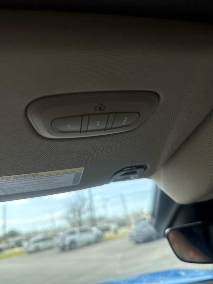 RAM 1500 Laramie 4x2 Crew Cab 5'7" Box 2021