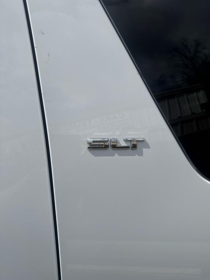 GMC Yukon XL 2WD 4dr SLT 2014