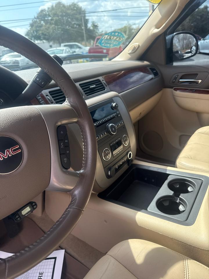 GMC Yukon XL 2WD 4dr SLT 2014