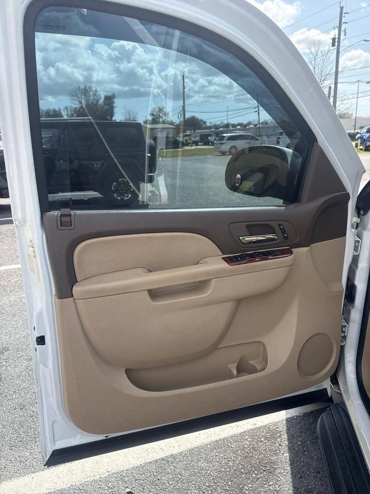 GMC Yukon XL 2WD 4dr SLT 2014