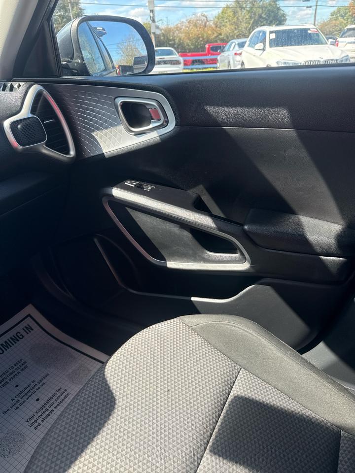 Kia Soul LX IVT 2023