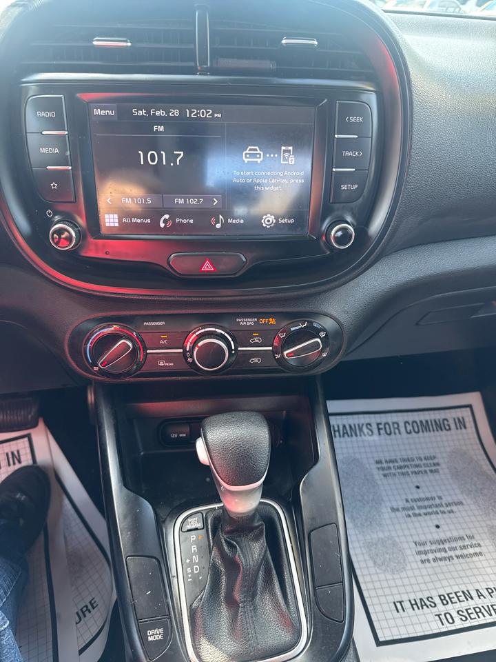 Kia Soul LX IVT 2023