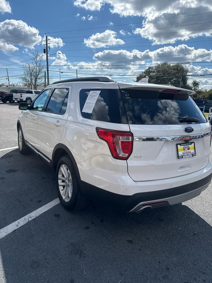 Ford Explorer XLT FWD 2017