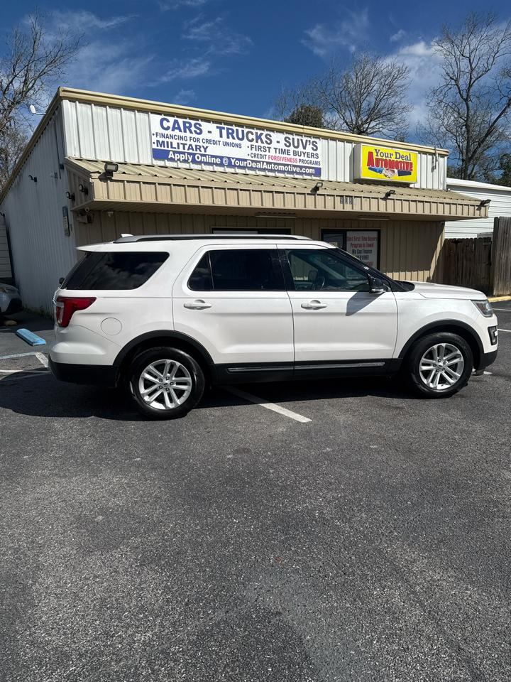 Ford Explorer XLT FWD 2017