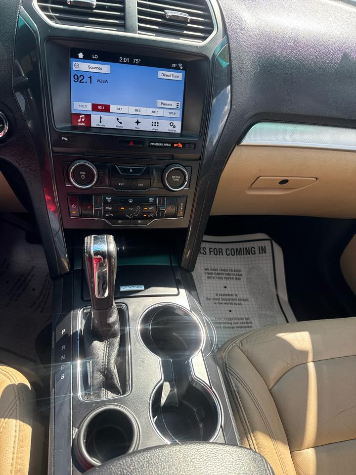 Ford Explorer XLT FWD 2017