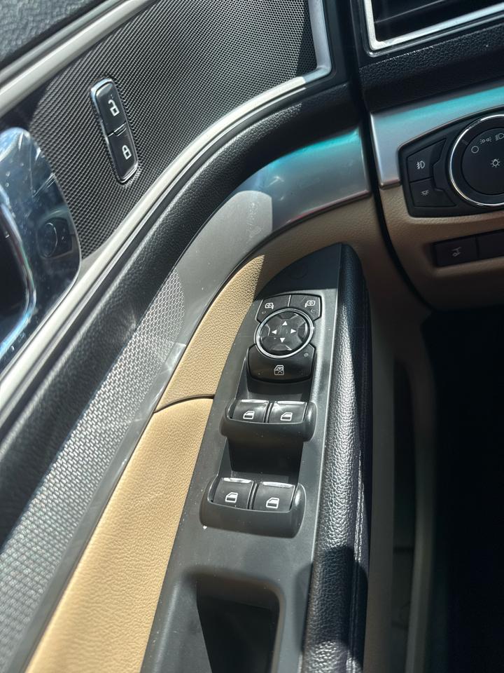 Ford Explorer XLT FWD 2017