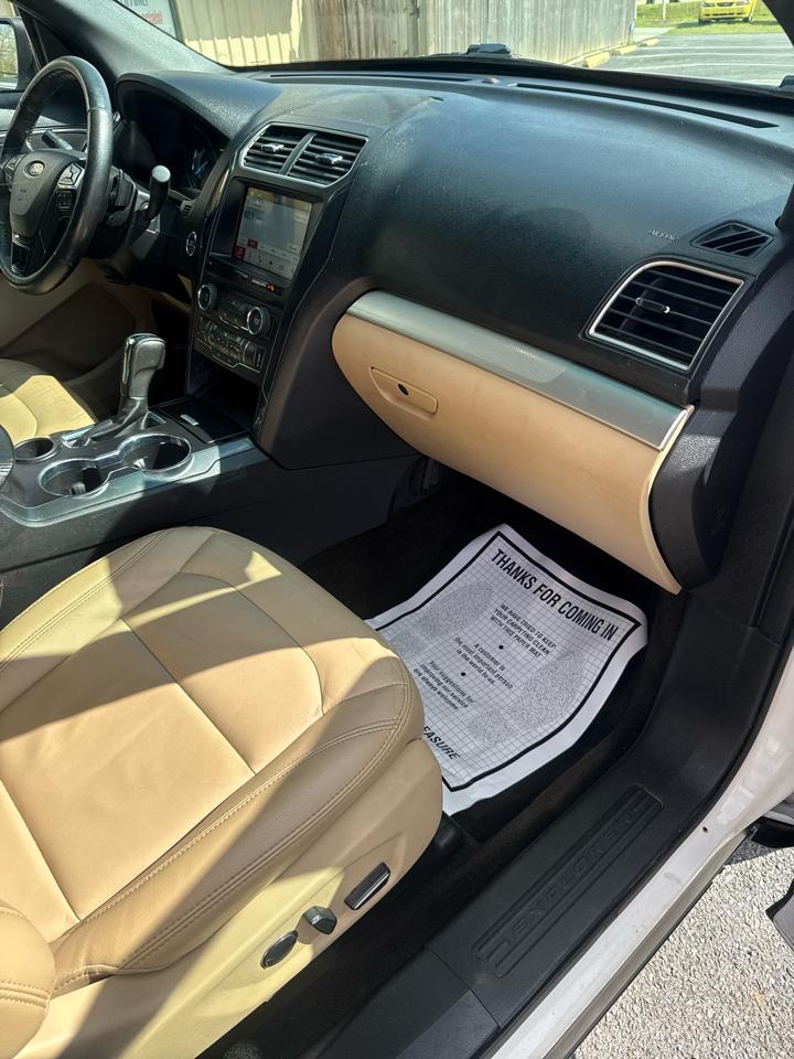 Ford Explorer XLT FWD 2017
