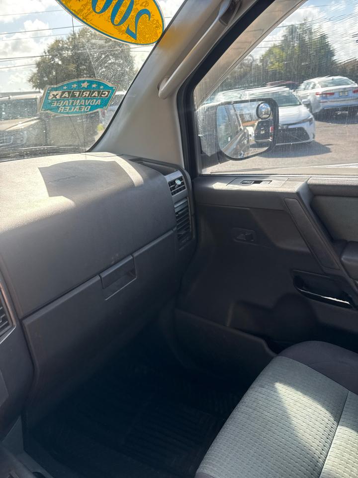 Nissan Titan 4WD Crew Cab SE FFV 2007