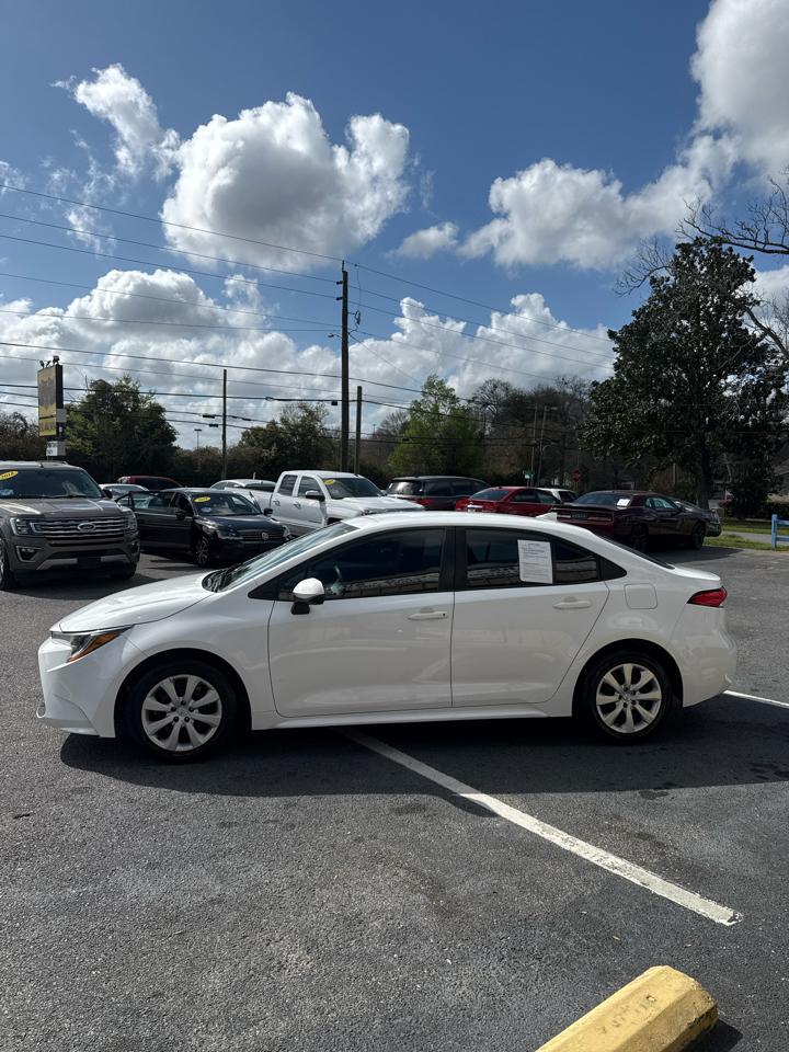 Toyota Corolla LE CVT (Natl) 2022