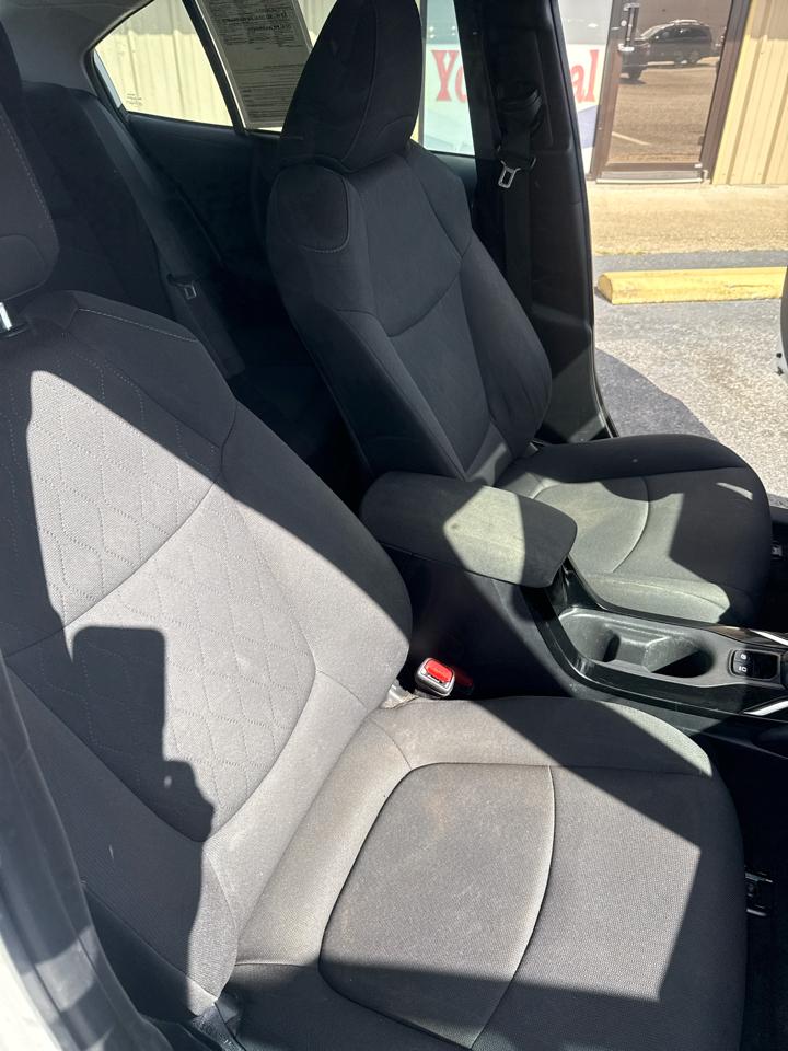 Toyota Corolla LE CVT (Natl) 2022