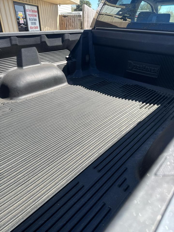 Toyota Tundra 2WD Truck Dbl 4.6L V8 6-Spd AT (Natl) 2010