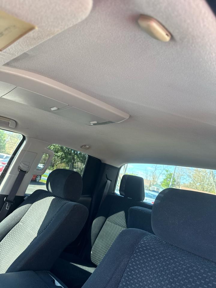 Toyota Tundra 2WD Truck Dbl 4.6L V8 6-Spd AT (Natl) 2010