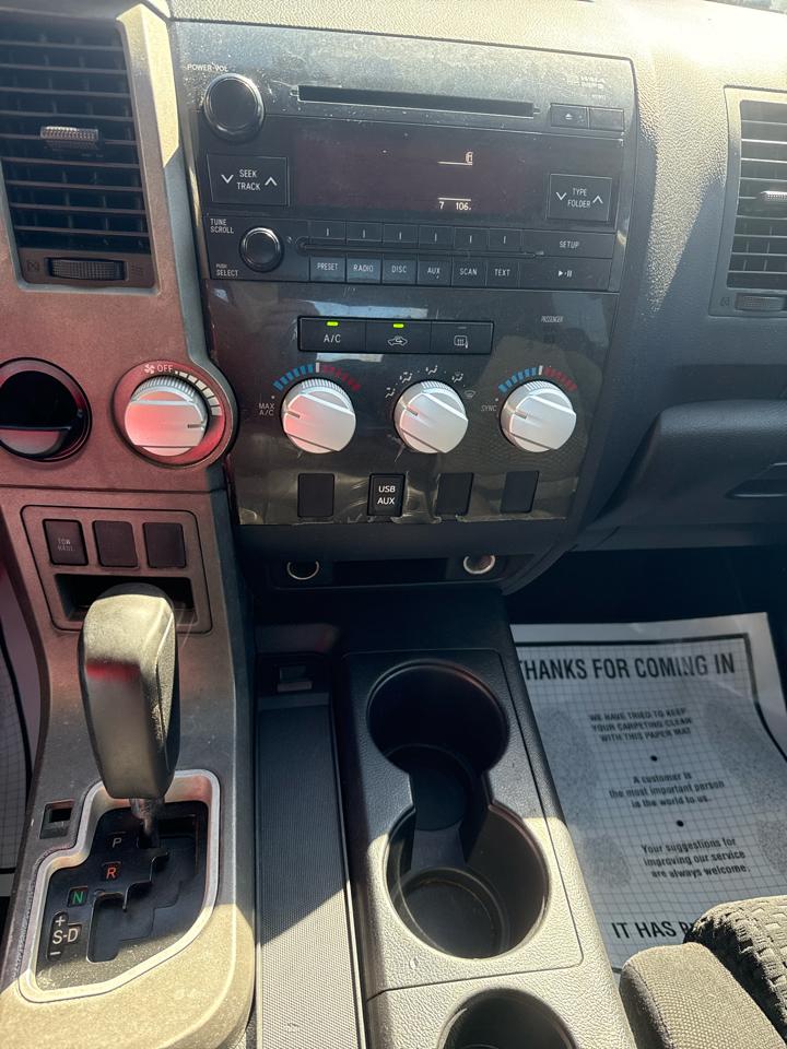 Toyota Tundra 2WD Truck Dbl 4.6L V8 6-Spd AT (Natl) 2010