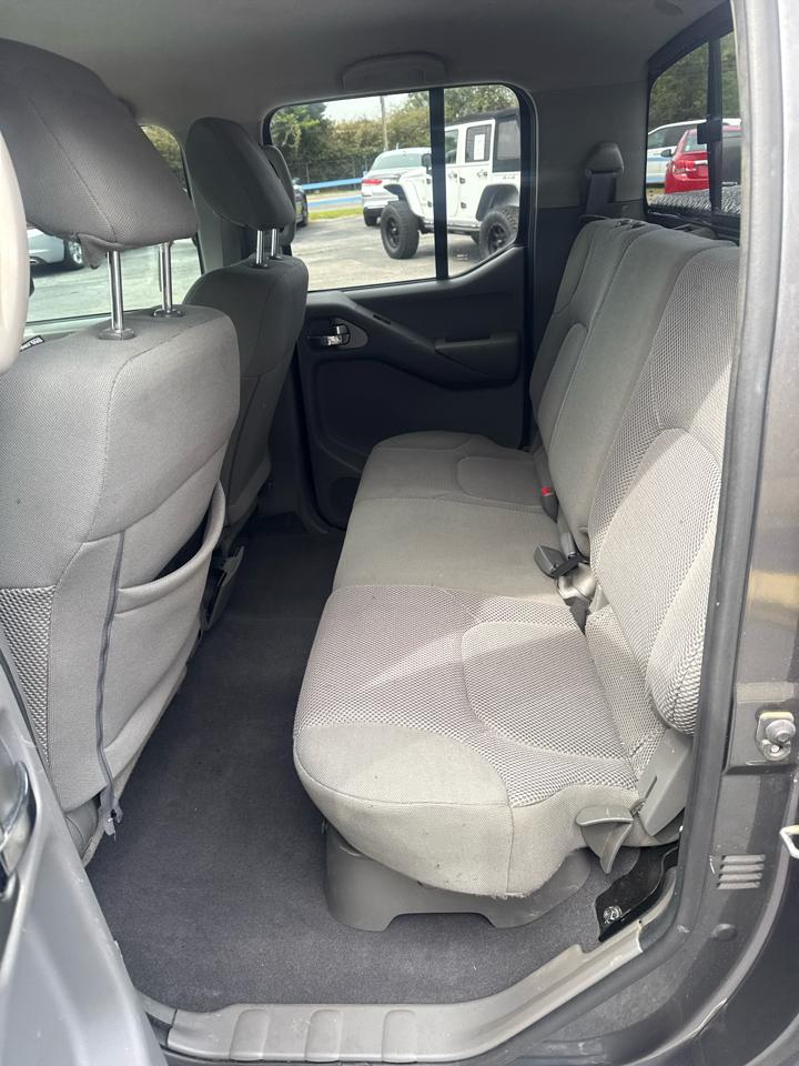 Nissan Frontier Crew Cab 4x2 SV Auto 2020