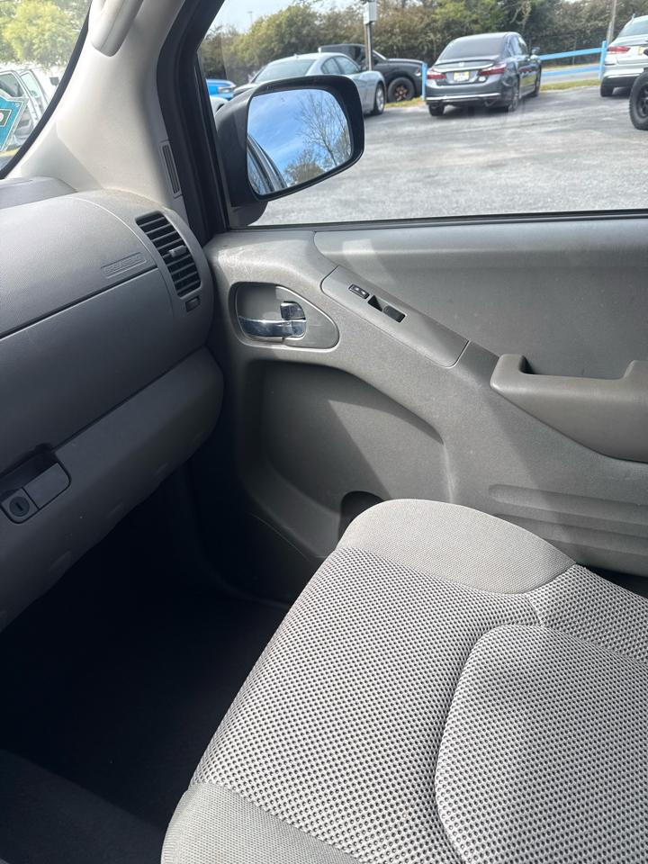 Nissan Frontier Crew Cab 4x2 SV Auto 2020