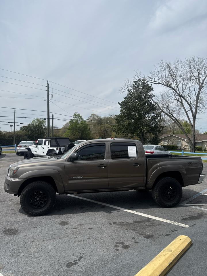 Toyota Tacoma 2WD Double Cab I4 AT PreRunner (Natl) 2015