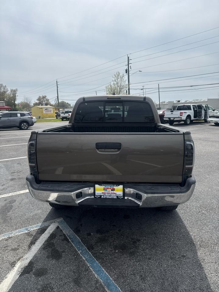 Toyota Tacoma 2WD Double Cab I4 AT PreRunner (Natl) 2015