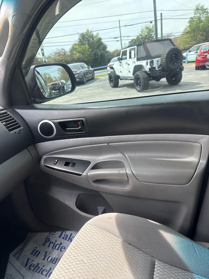 Toyota Tacoma 2WD Double Cab I4 AT PreRunner (Natl) 2015