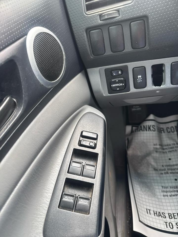 Toyota Tacoma 2WD Double Cab I4 AT PreRunner (Natl) 2015