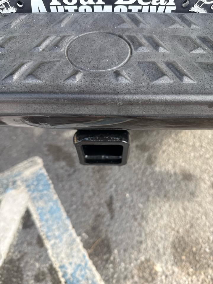 Nissan Titan 4x2 Crew Cab SV 2017