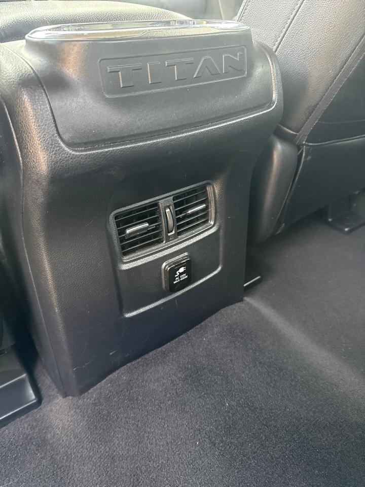 Nissan Titan 4x2 Crew Cab SV 2017