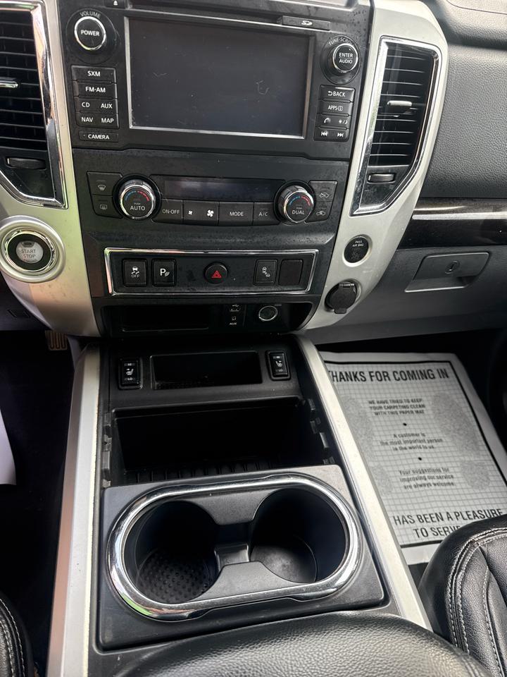 Nissan Titan 4x2 Crew Cab SV 2017