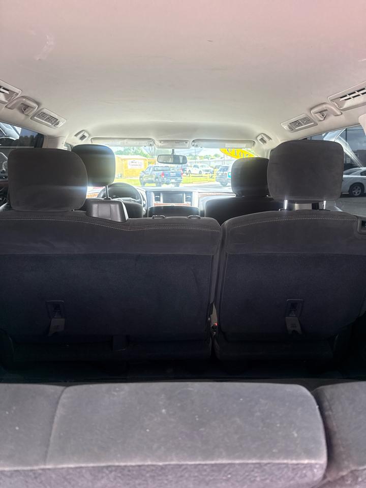 Nissan Armada 4x2 SV 2019