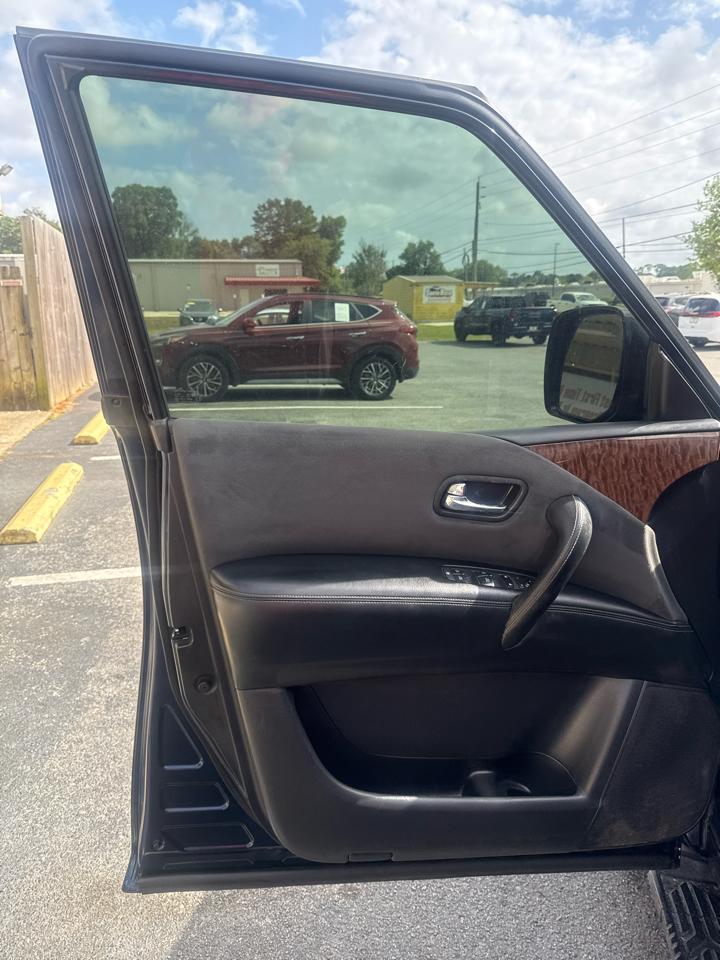 Nissan Armada 4x2 SV 2019