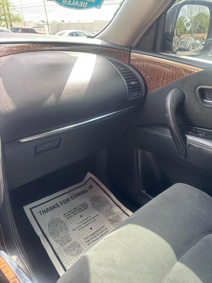 Nissan Armada 4x2 SV 2019