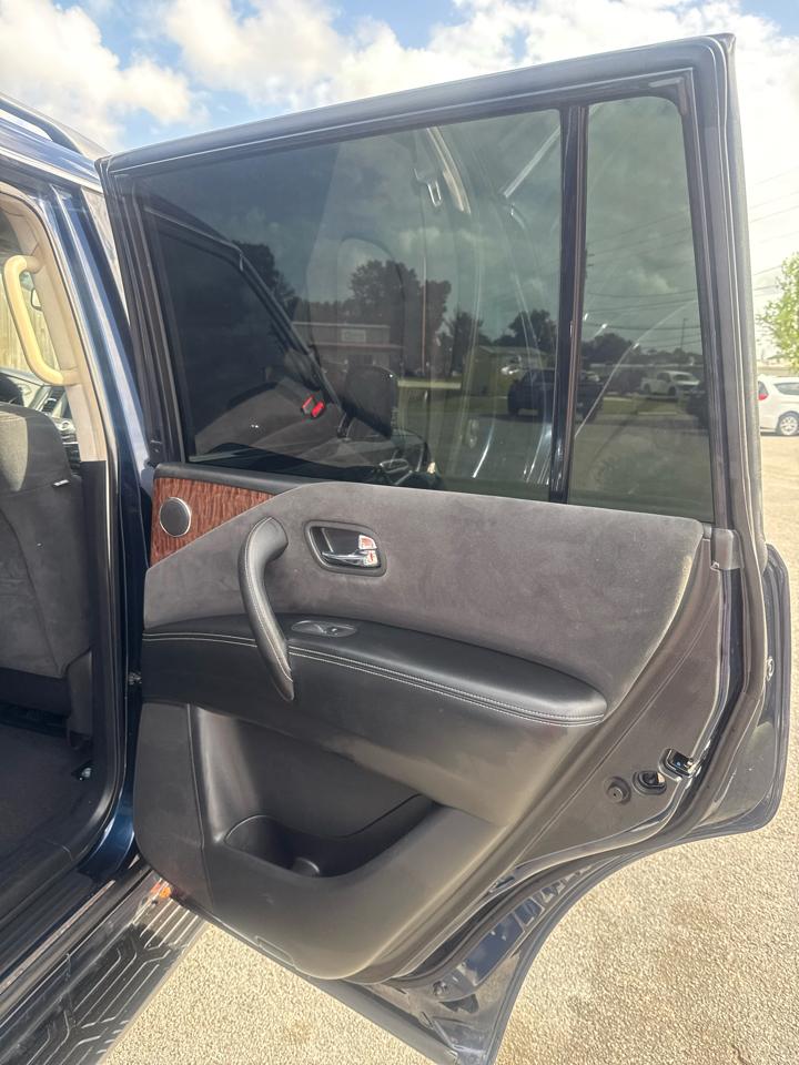 Nissan Armada 4x2 SV 2019