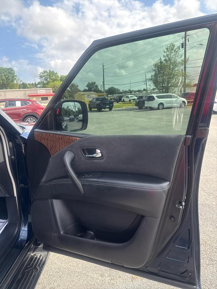 Nissan Armada 4x2 SV 2019