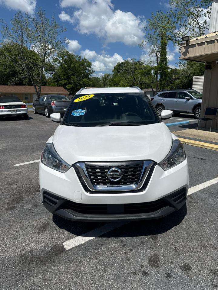 Nissan Kicks SV FWD 2020