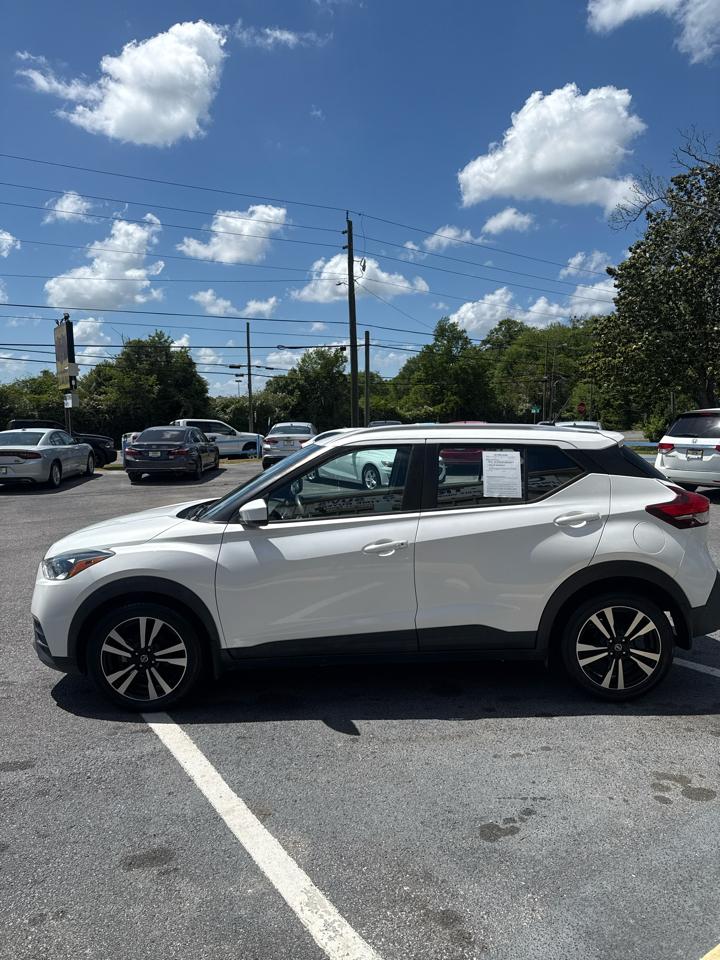 Nissan Kicks SV FWD 2020