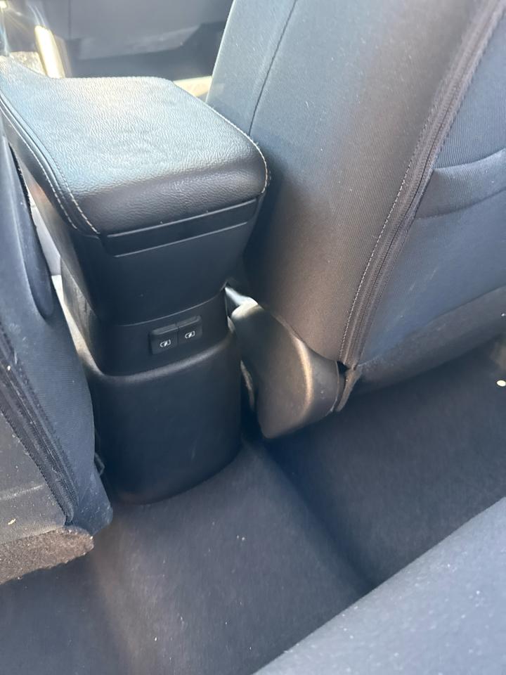 Nissan Kicks SV FWD 2020