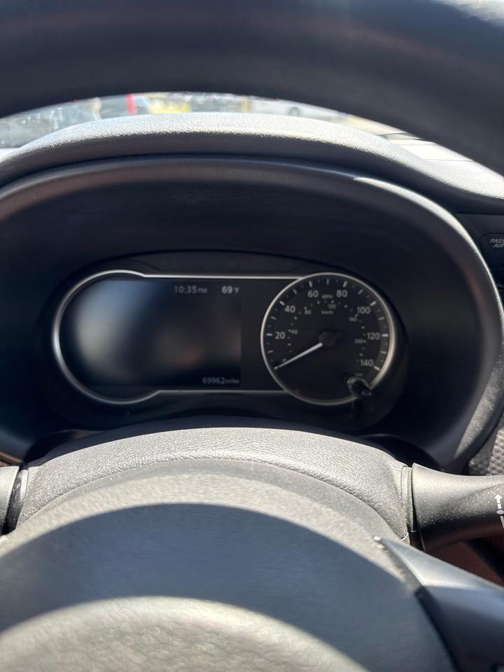 Nissan Kicks SV FWD 2020