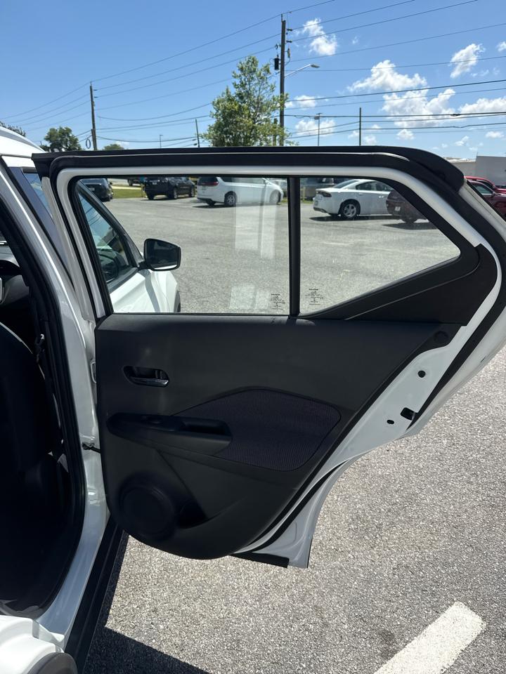 Nissan Kicks SV FWD 2020