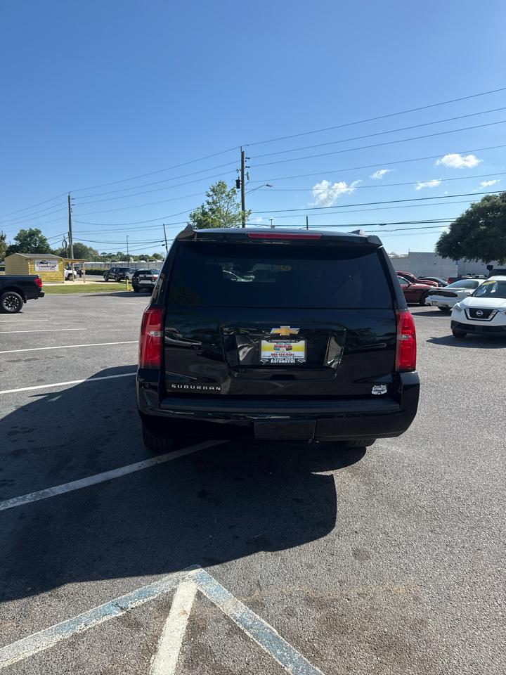 Chevrolet Suburban 2WD 4dr LT 2020