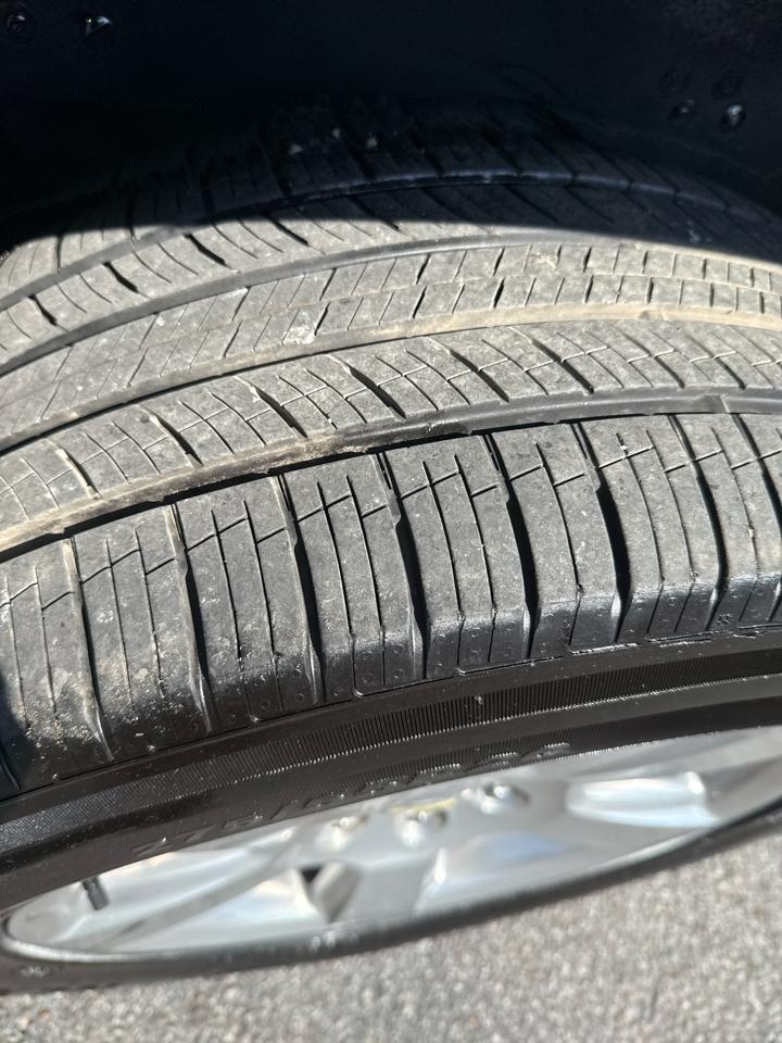 Chevrolet Suburban 2WD 4dr LT 2020