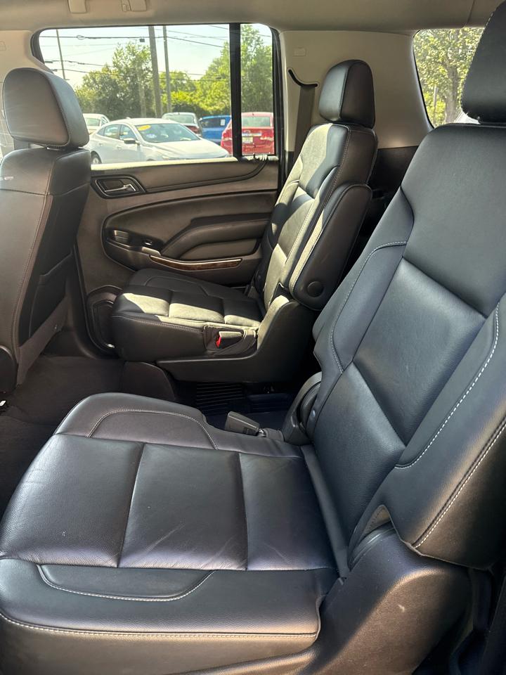 Chevrolet Suburban 2WD 4dr LT 2020