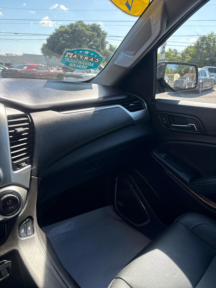 Chevrolet Suburban 2WD 4dr LT 2020