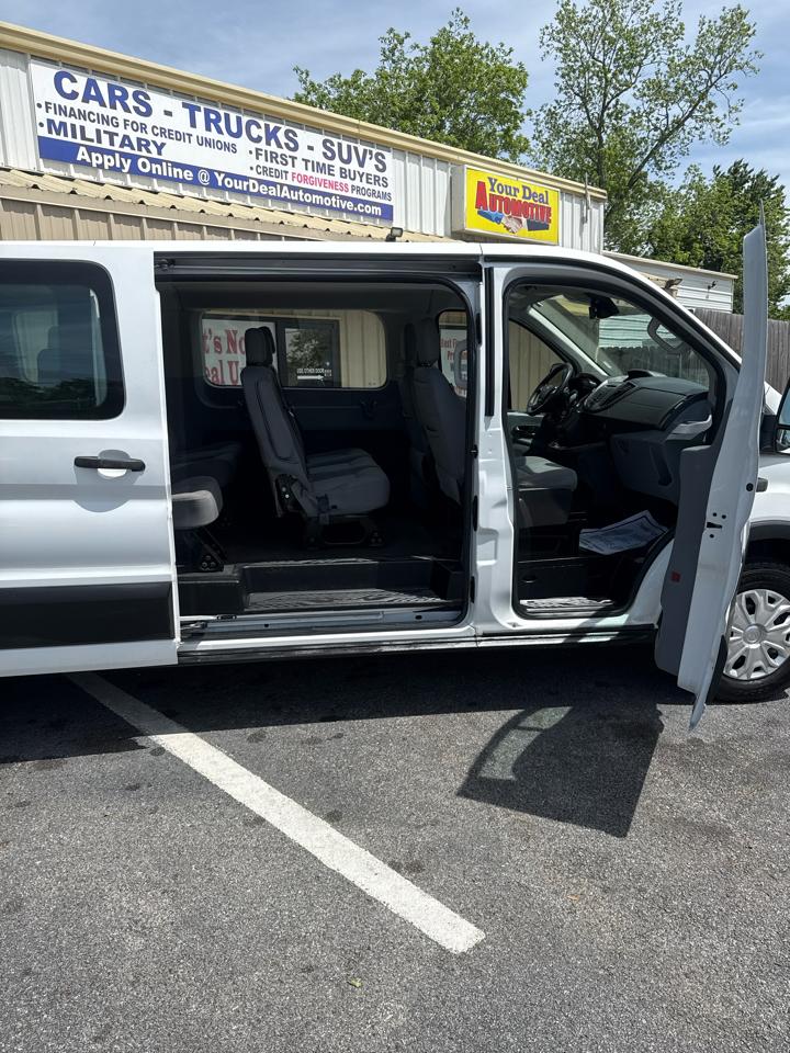 Ford Transit Passenger Wagon T-350 148" Low Roof XLT Sliding RH Dr 2019