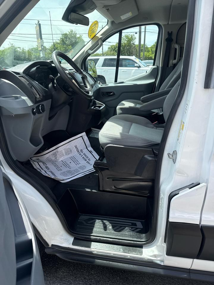 Ford Transit Passenger Wagon T-350 148" Low Roof XLT Sliding RH Dr 2019